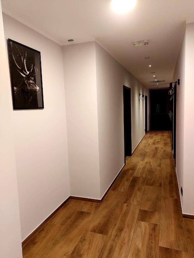 Pensjonat I Restauracja Hubertowka Milicz Dış mekan fotoğraf